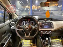 نيسان فيرسا